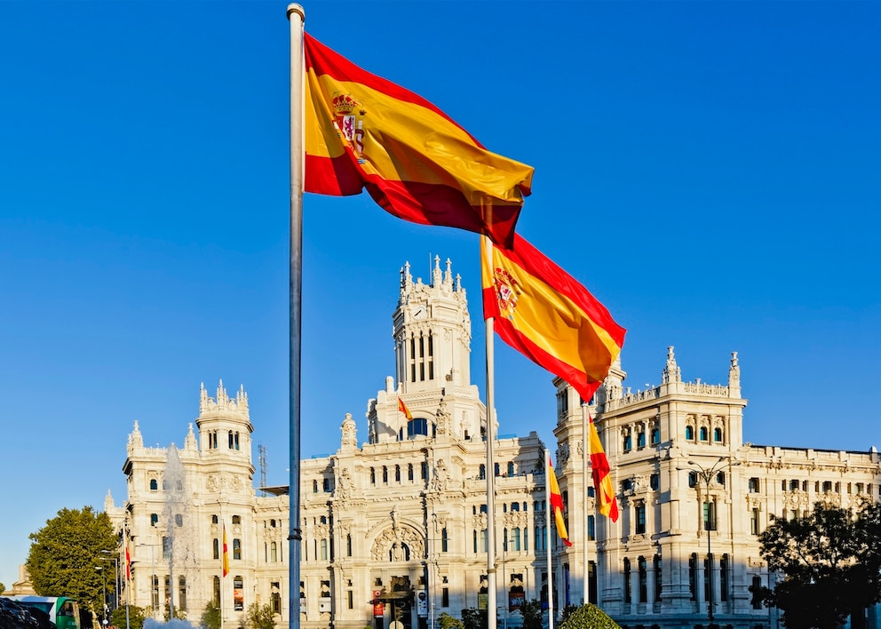 Der Plaza de la Cibeles in Spaniens Hauptstadt Madrid